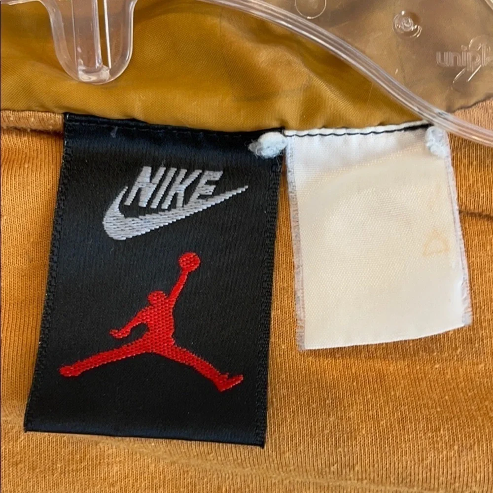 𝅺men’s Vintage Jordan Air Jordan 7 Jacket